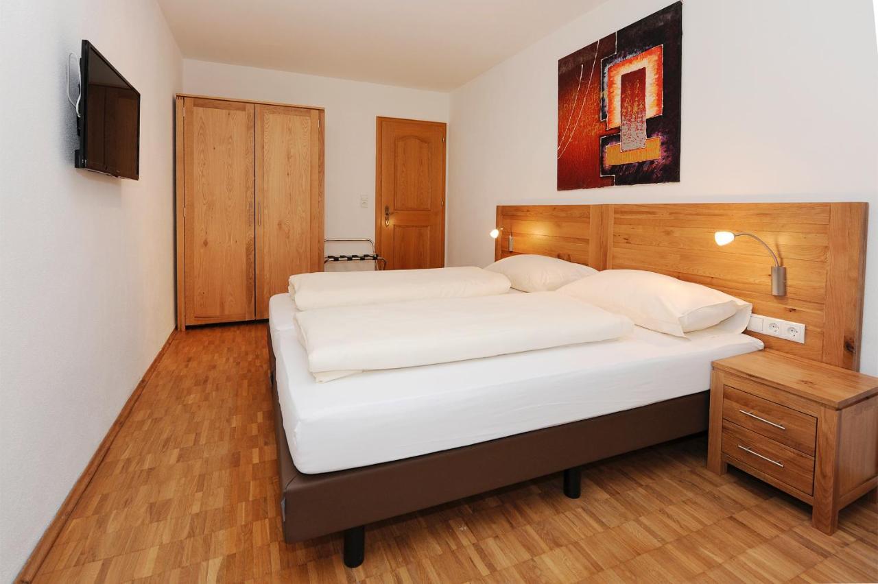 Haus Kleiner Turm Apartment Schruns Exterior foto