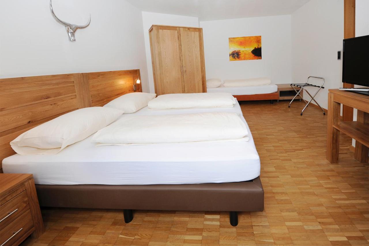 Haus Kleiner Turm Apartment Schruns Exterior foto